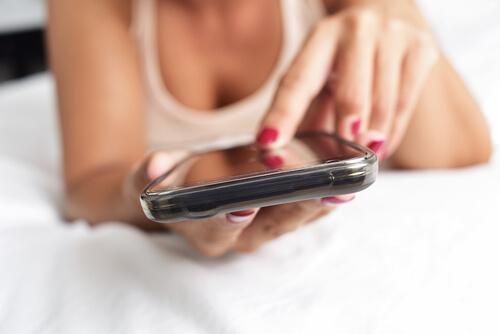 Leia mais sobre o artigo Tecnologia no Sexo: Inteligência Artificial revolucionando o prazer